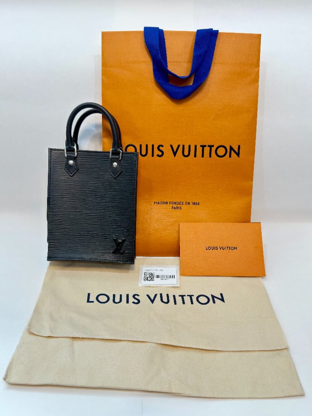 Louis Vuitton Petit Sac Plat Black Epi Leather Tote – New w/Box, Receipt & Strap